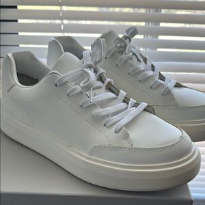Classic White Men's Sneakers